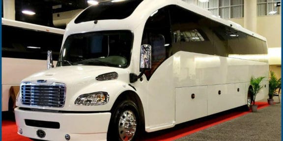 Coach Canada Bus Comfortable and Convenient